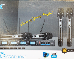 BNK IS 40 UHF 4 IN 1 Digital Wireless Microphone